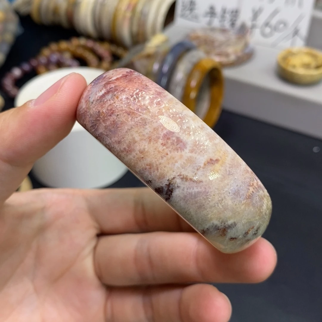 硅化玉未镶嵌手镯