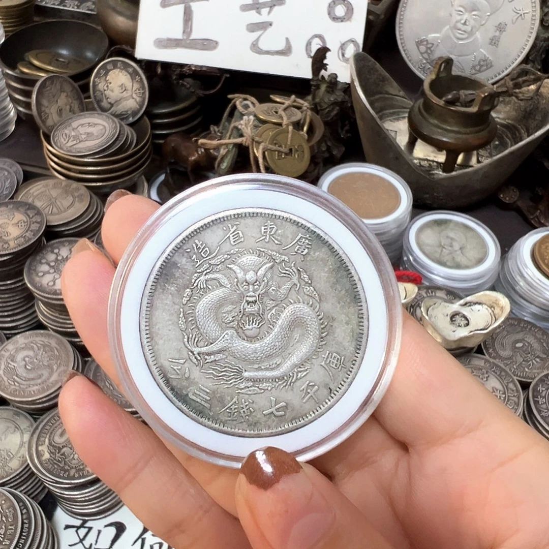 金属复古风格摆件