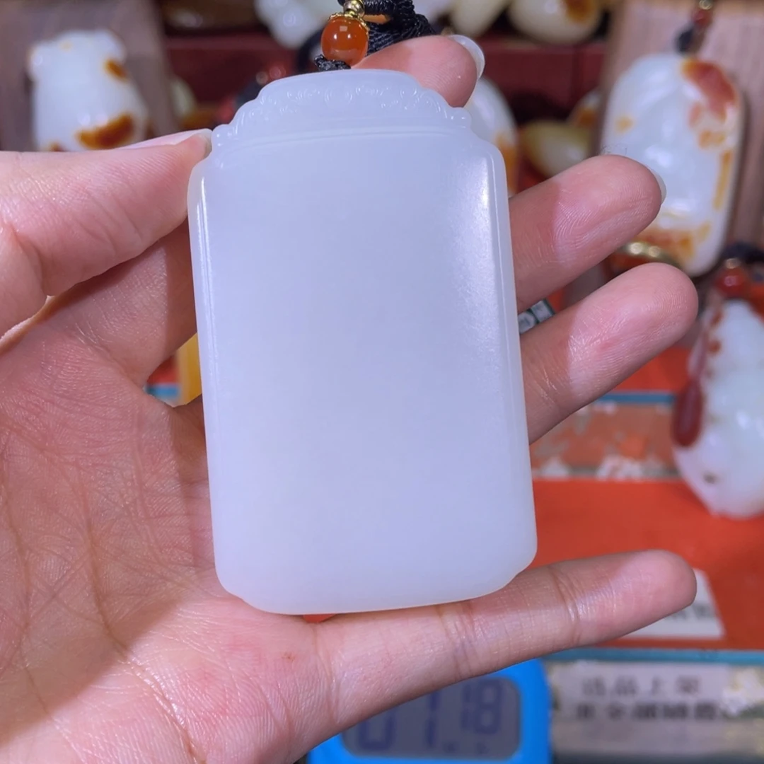 燕***。和田玉未镶嵌挂件