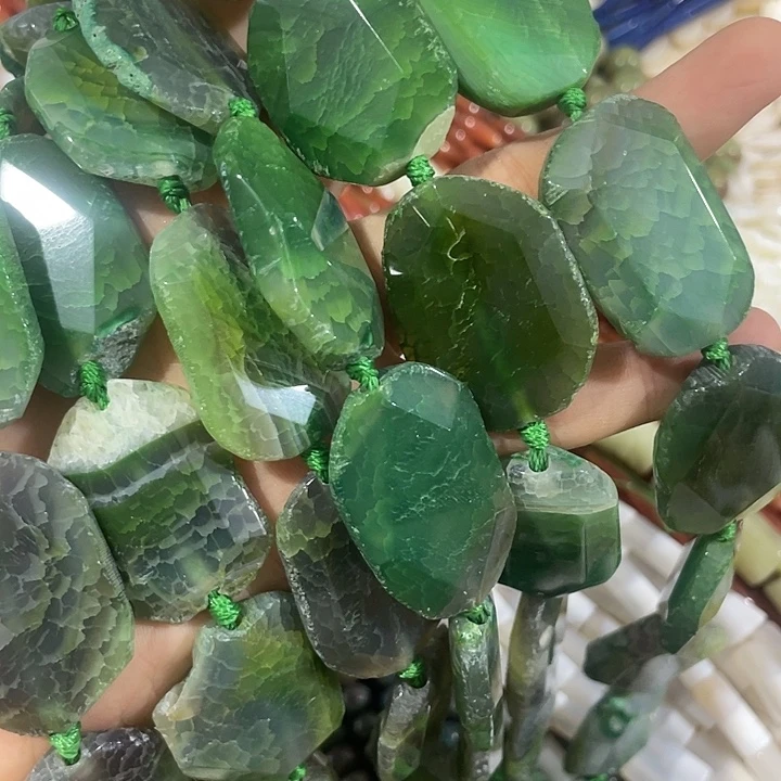 合金玛瑙/玉髓珠宝半成品一条绿龙鳞玛瑙大牌牌