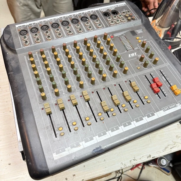 8新 HP/惠普 二手调音台  SN8 通电 不包好坏 运费自理 不包退换