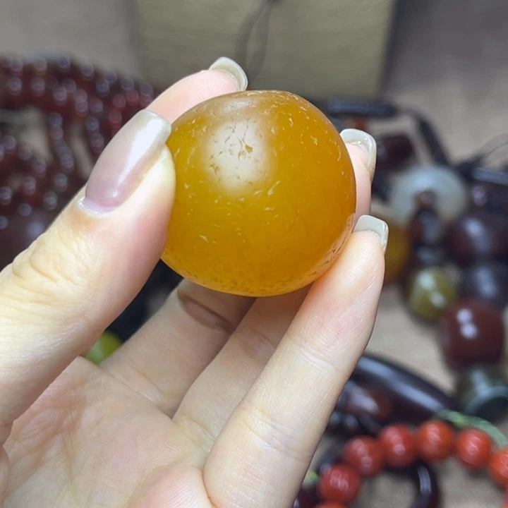 霜***林玛瑙/玉髓未镶嵌玛瑙珠子1111