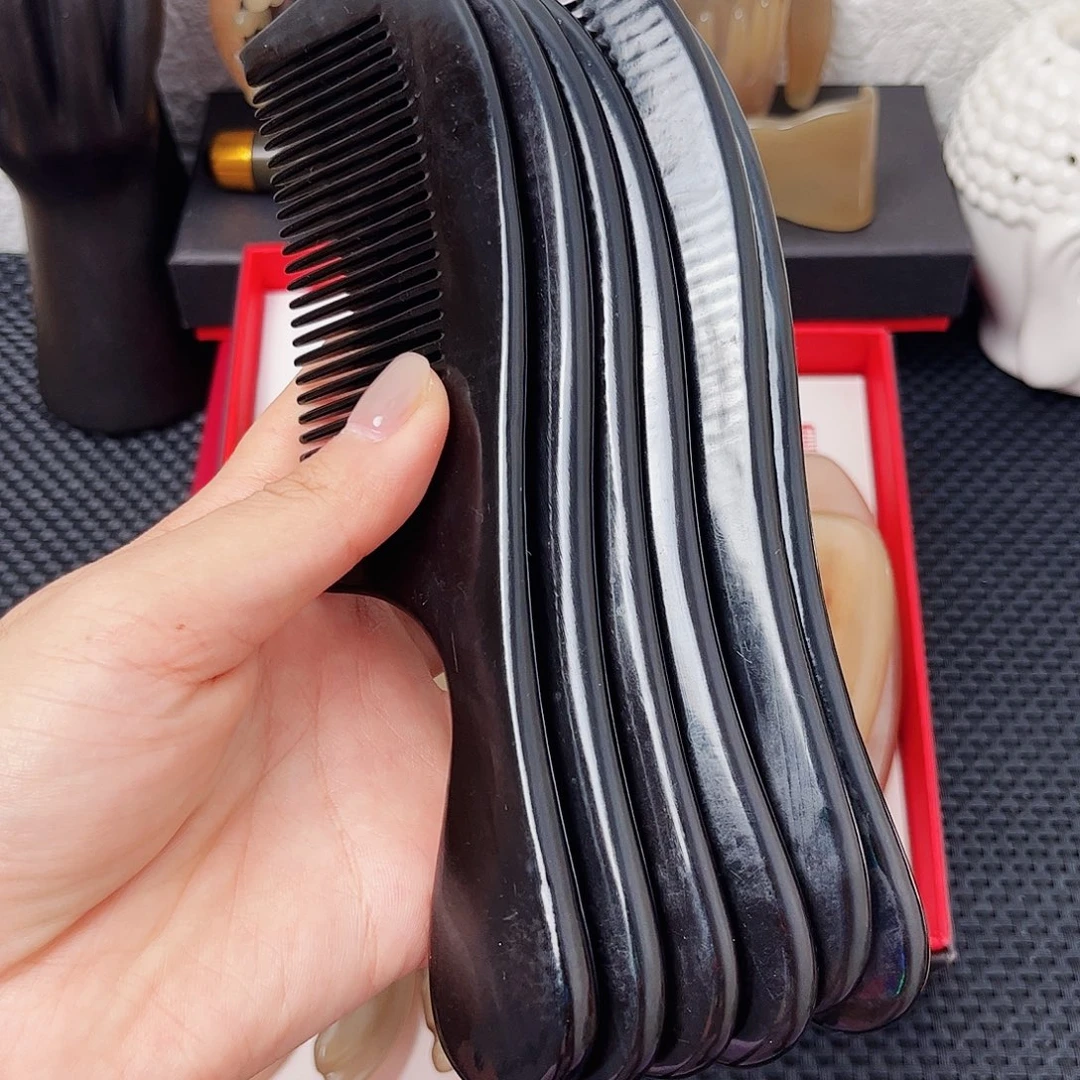 手工制作牛角梳子