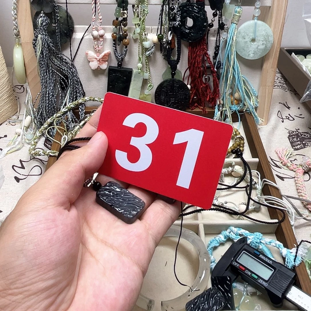 超***兽蛇纹石玉合金颈饰