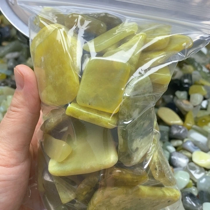 未镶嵌蛇纹石玉鱼缸石
