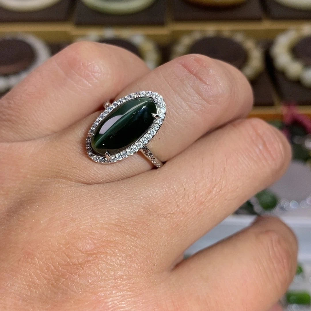 【闪购商品】银S925镶嵌戒指和田玉（碧玉）