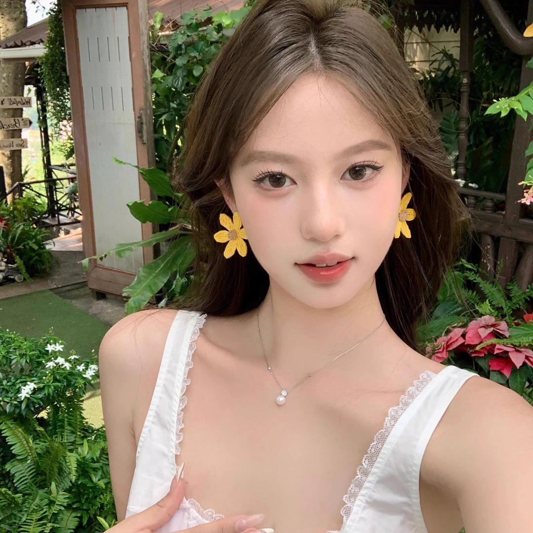 非金属布艺耳饰 岛屿花期 手工编织花朵耳环出游度假绝美拍照出片