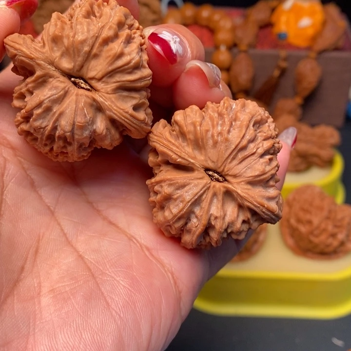 H***.吊坠文玩核桃41全品南疆石