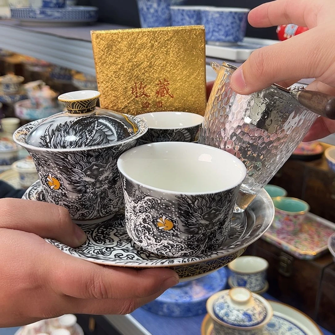 我们的目标是成为一个优秀的人