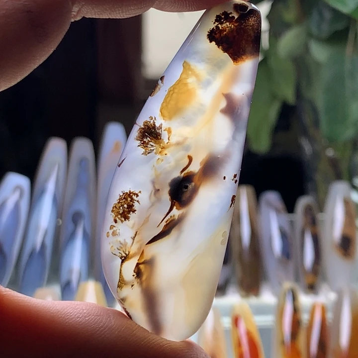 玛瑙/玉髓颈饰未镶嵌92微瑕