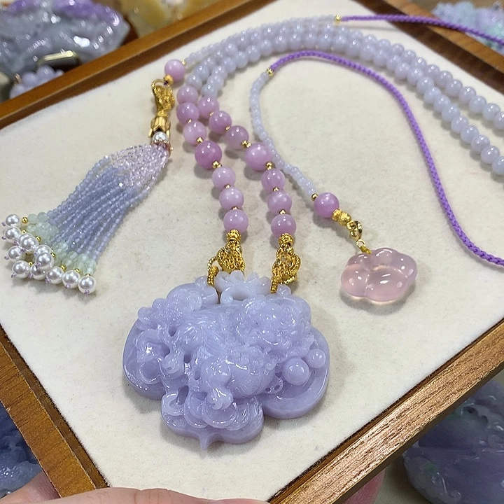 翡翠未镶嵌颈饰翡翠吊坠