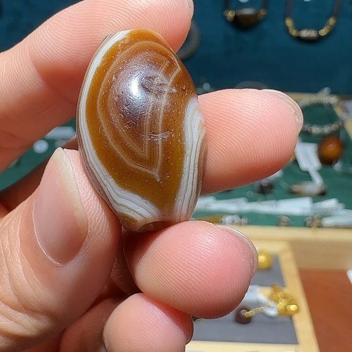 海***胜玛瑙/玉髓吊坠(不含链)未镶嵌17.2*27.4mm