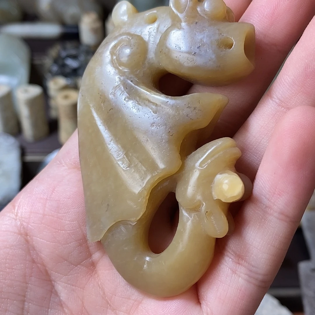 和田玉未镶嵌挂件