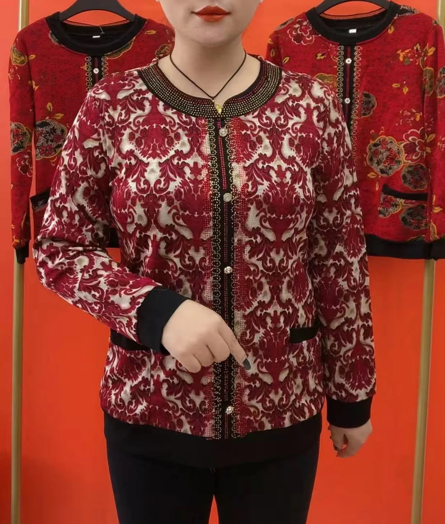 早秋新款显瘦洋气中老年女装小衫