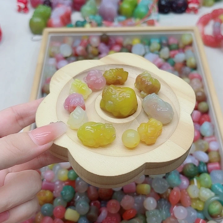 琪***儿未镶嵌手链玛瑙/玉髓盐源10