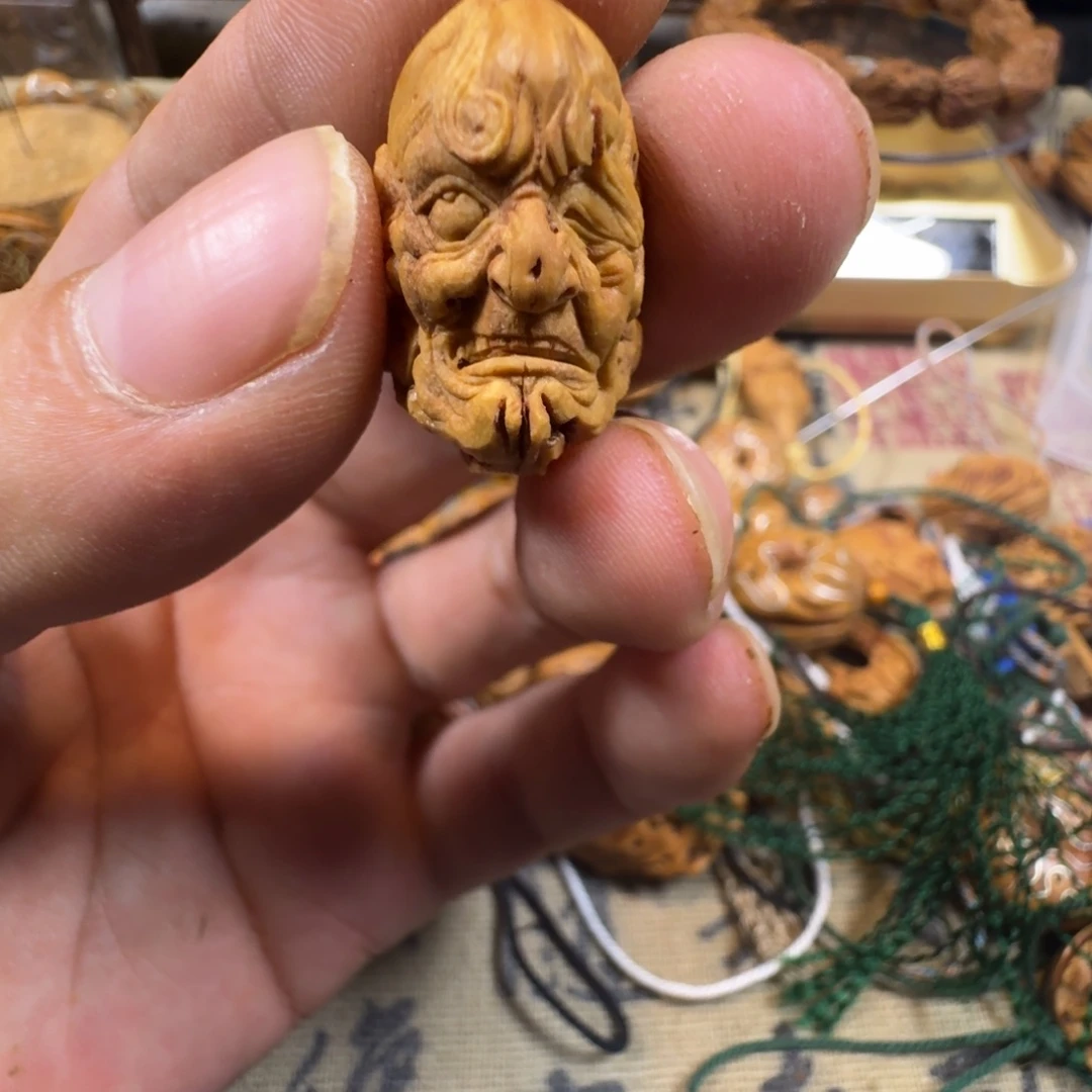 吊坠核桃桃核三头罗汉2