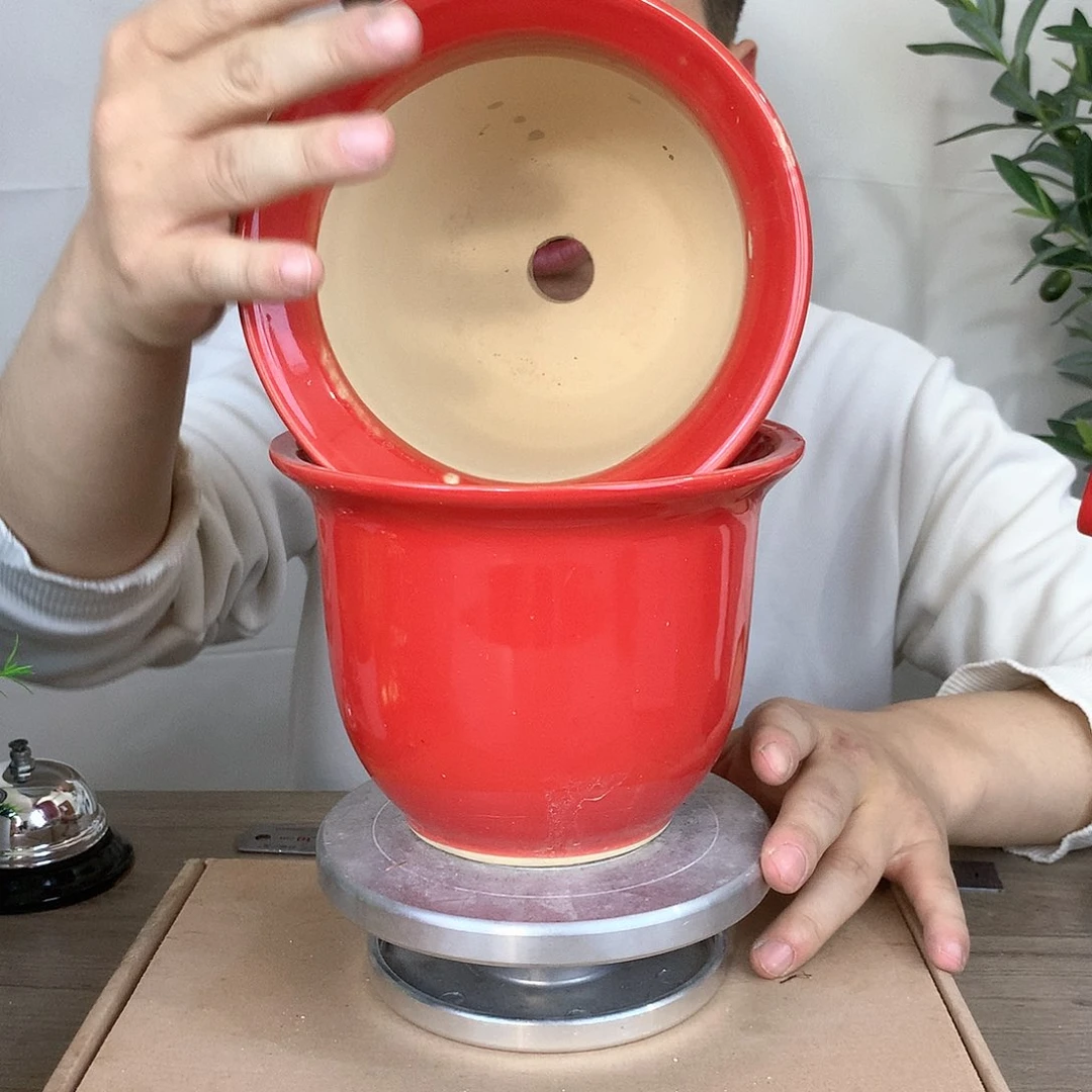 陶瓷陶瓷红色微瑕花盆