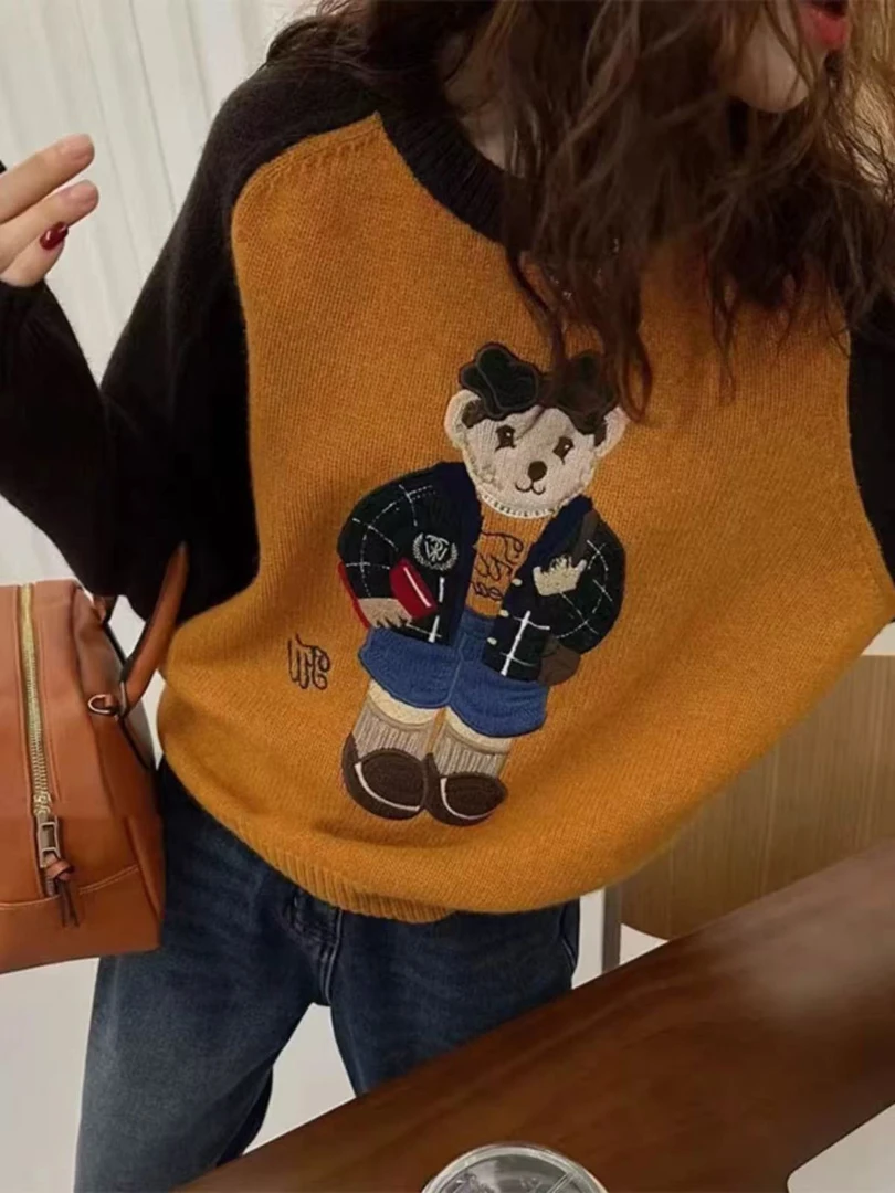 重工刺绣小熊拼色8322针织上衣欧洲站2024秋季新款韩系减龄毛衣女