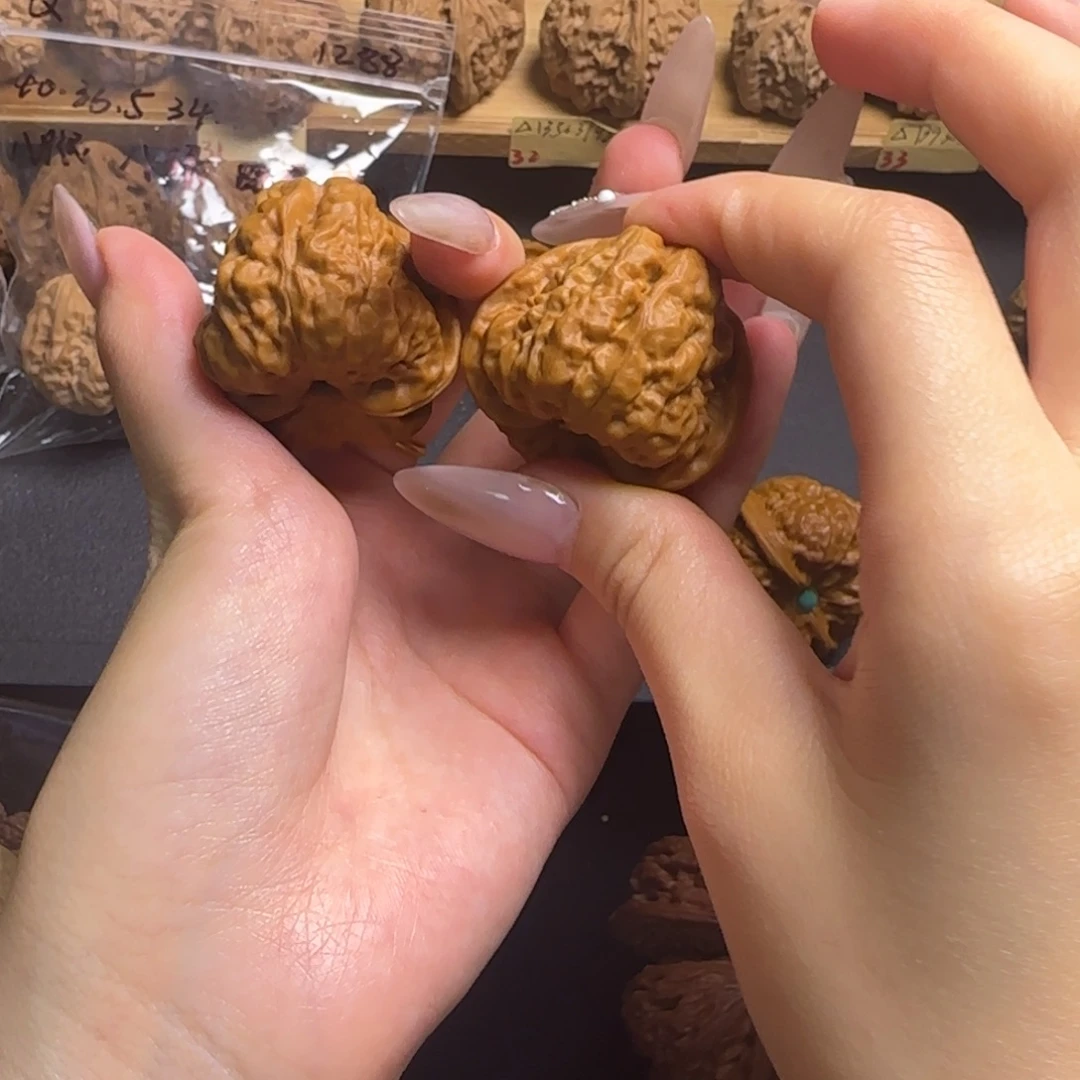 主播放漏八腿打底蛙蛙