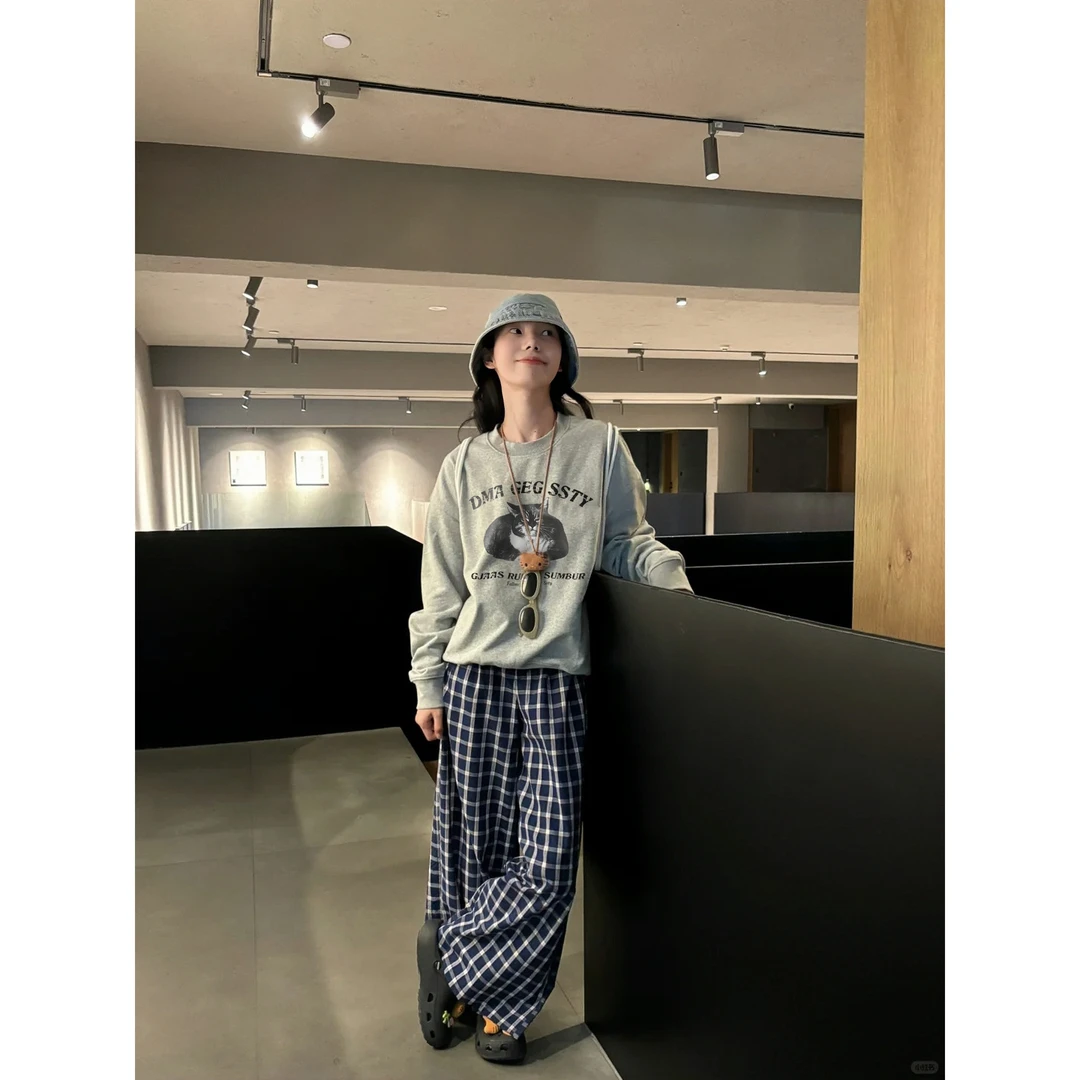 美式复古休闲春款卫衣女圆领百搭宽松慵懒高街潮流长袖上衣