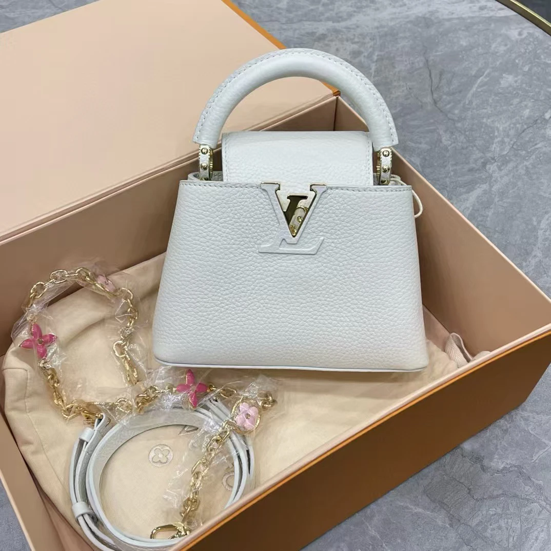 全新未使用 LouisVuitton/路易威登 Capucines 托特包Tote迷你