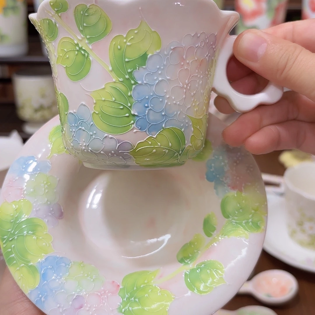 景德镇原创手绘陶瓷