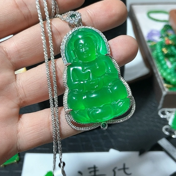 翡翠颈饰银S925镶嵌吊坠