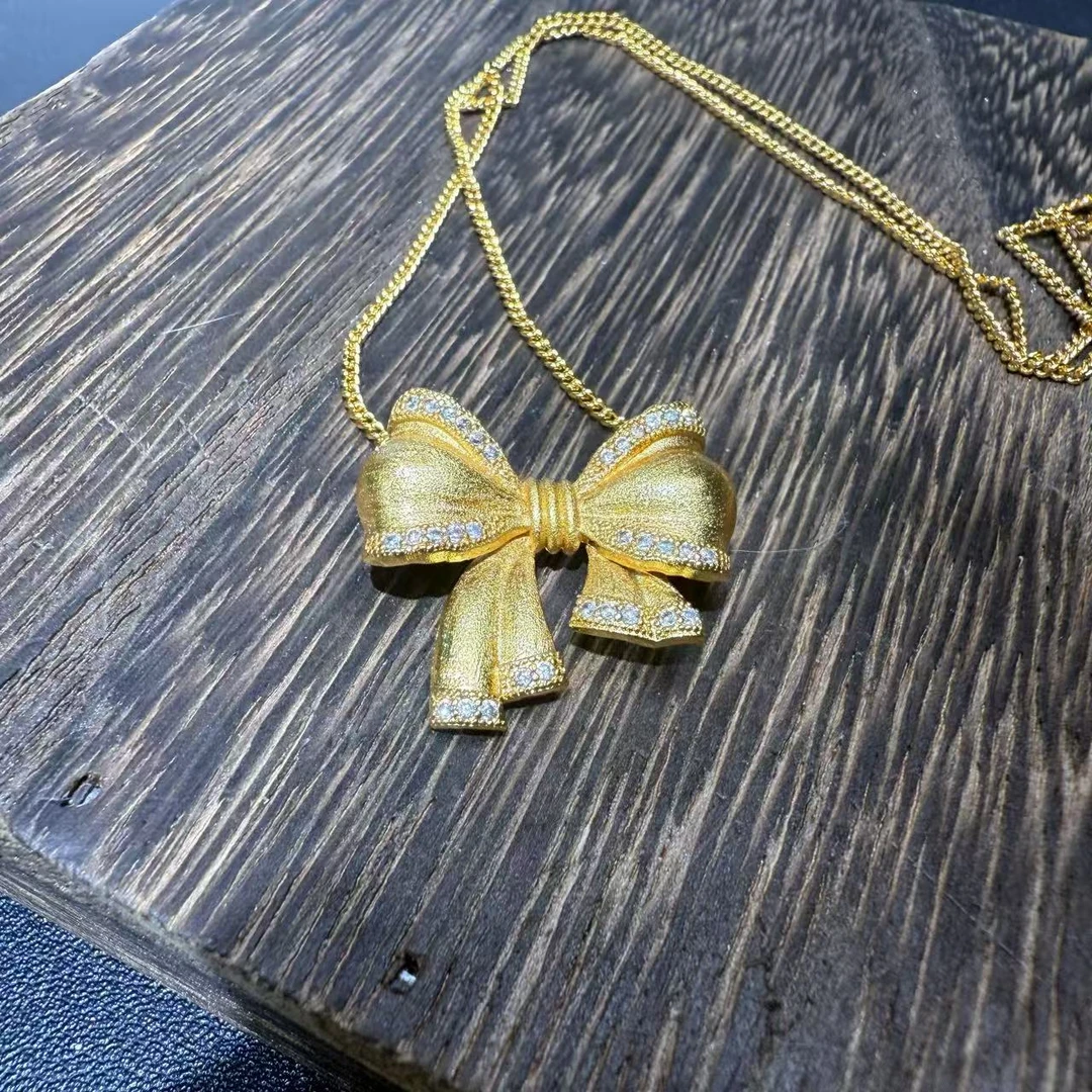 【国检证书+运费险+终身售后】18K钻石在逃公主吊坠 - 1064