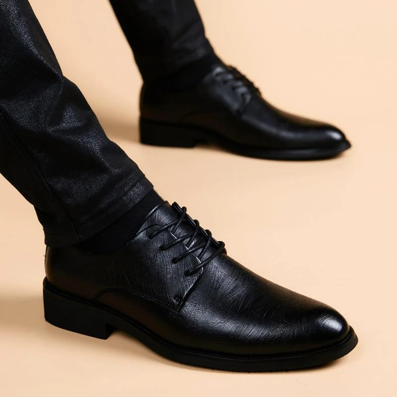 潮牌英伦皮鞋男夏季商务正装韩版休闲软底内增高夏季透气西装鞋子