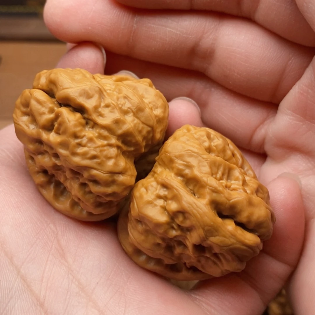 【闪购商品】文玩核桃把件保*毕业三角蛙边38左右