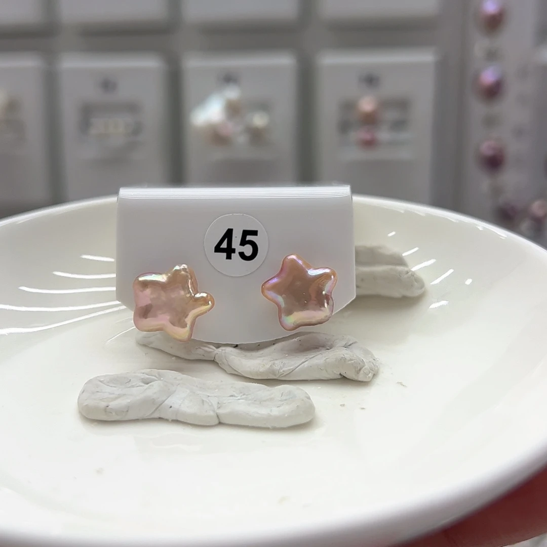 淡水珍珠银S925镶嵌耳饰