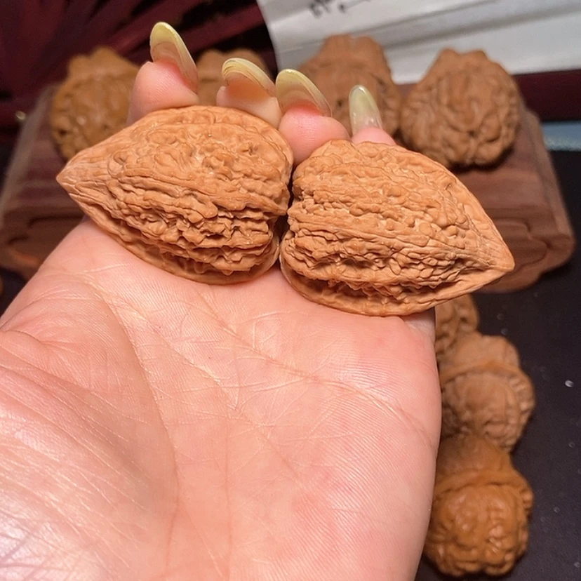 【闪购商品】把件文玩核桃娃***元核桃