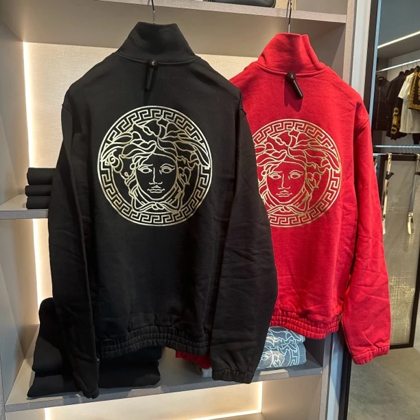 全新未使用 VERSACE/范思哲 男士新款黑色美杜莎时尚立领卫衣外套