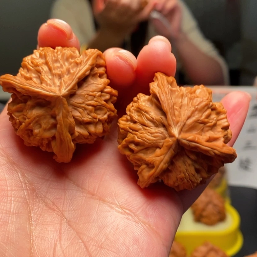 【闪购商品】把件桃核立*4号三棱子