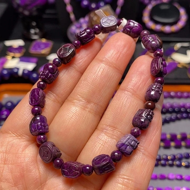 玫***妹苏纪石（舒俱来）未镶嵌手串