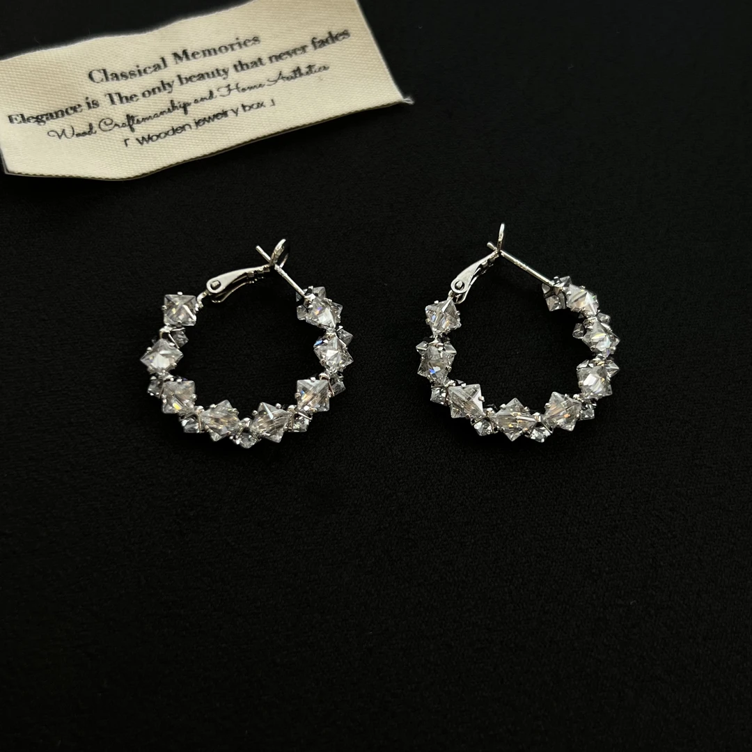 铜合金锆石耳饰 时尚高级轻奢【与晨同光】耳圈560