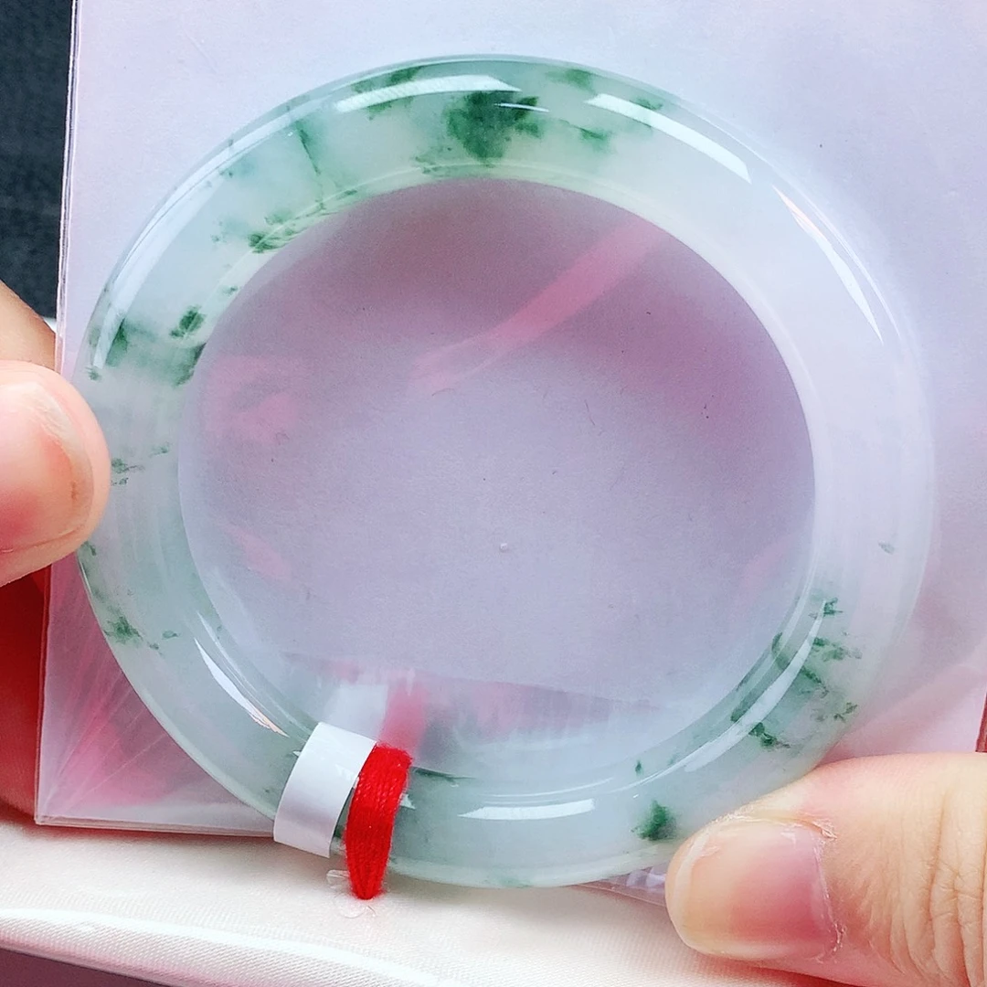 未镶嵌手镯（圆镯）翡翠52圈