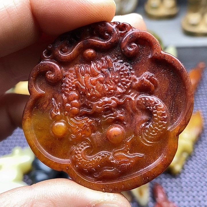 未镶嵌蛇纹石玉颈饰