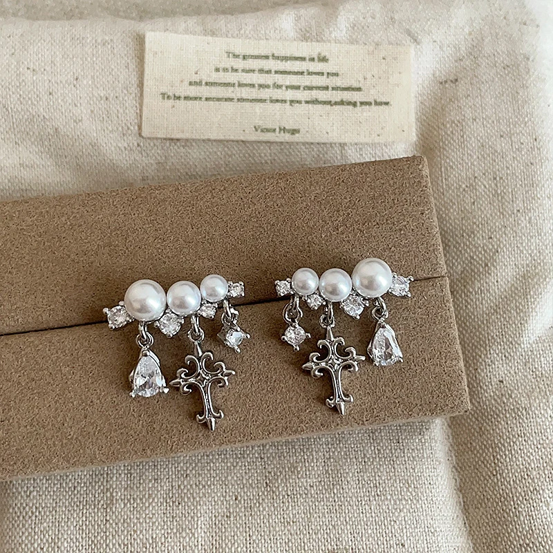 非金属仿珍珠耳饰 @APRIL克罗十字架锆石珍珠耳钉女复古时尚耳饰