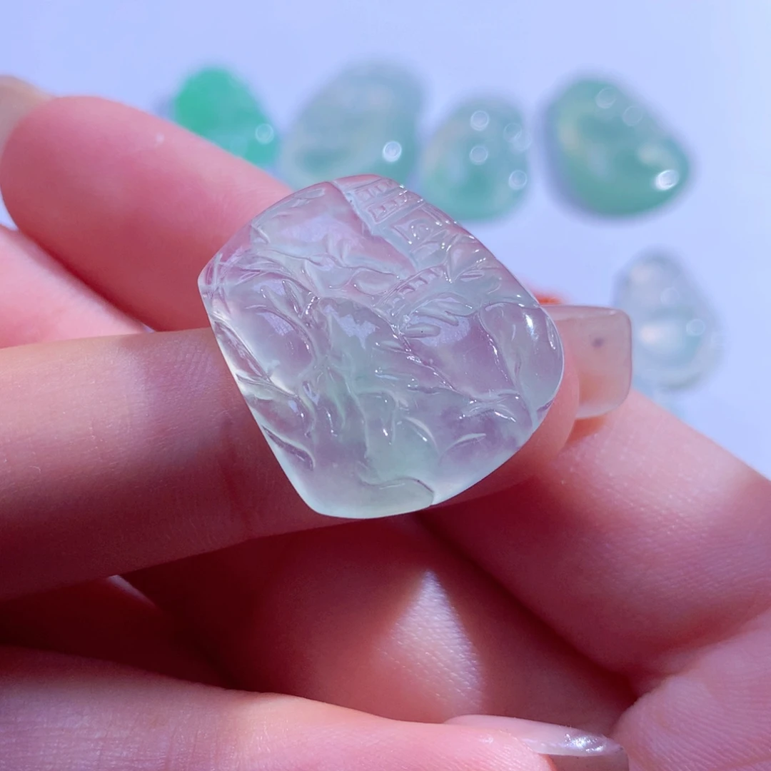 翡翠未镶嵌颈饰缅甸翡翠