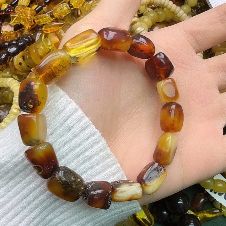 琥珀未镶嵌珠宝奇石