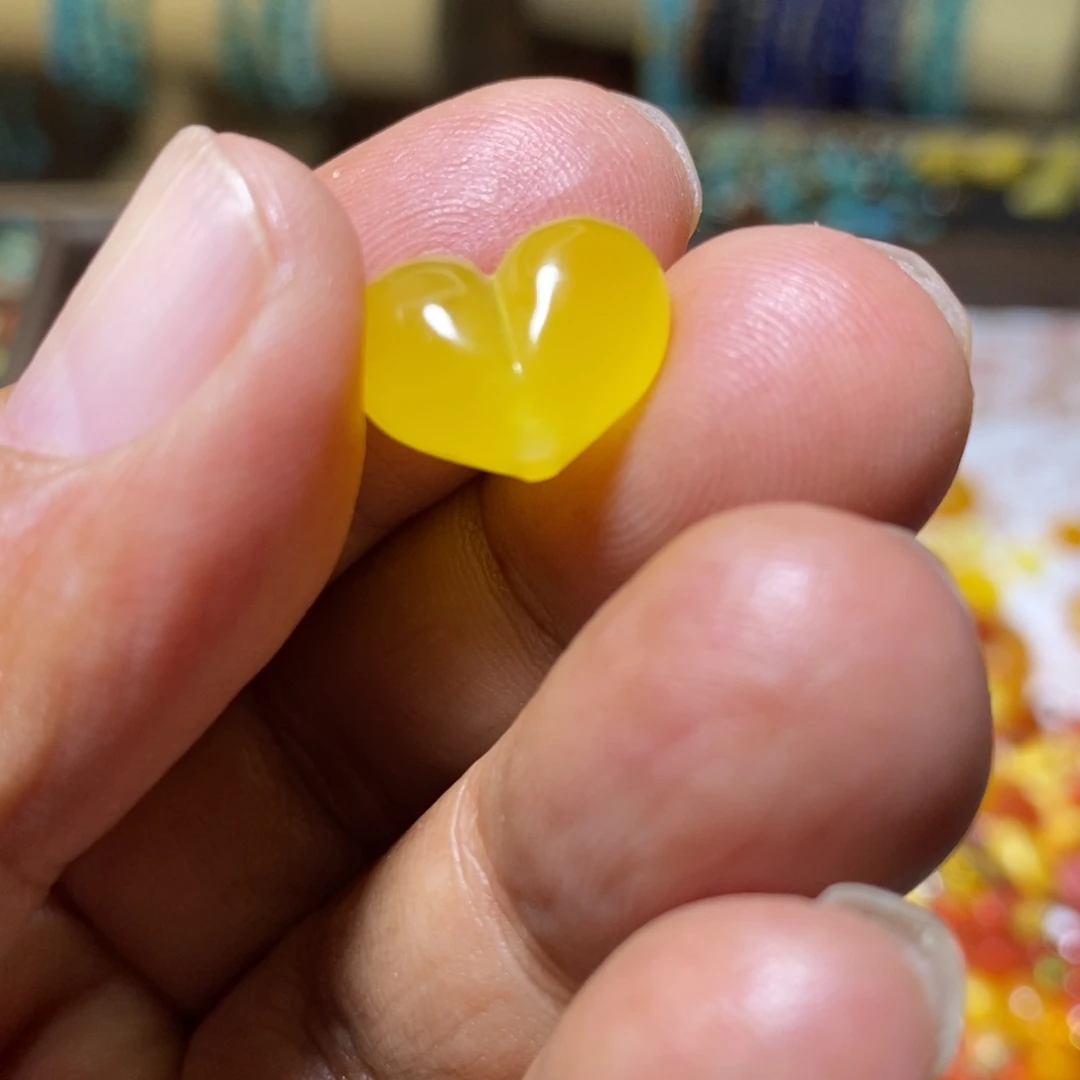 裸石蜜蜡未镶嵌配饰