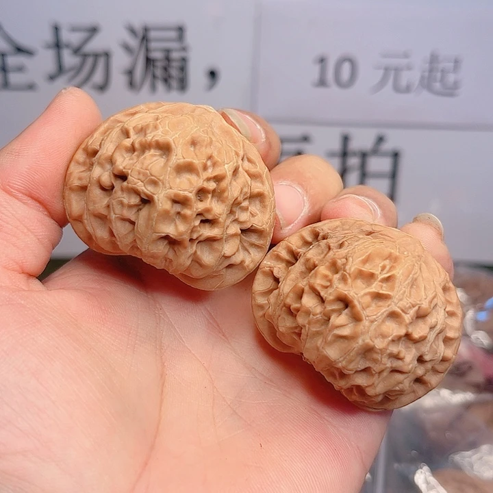 吊坠文玩核桃宫灯10元