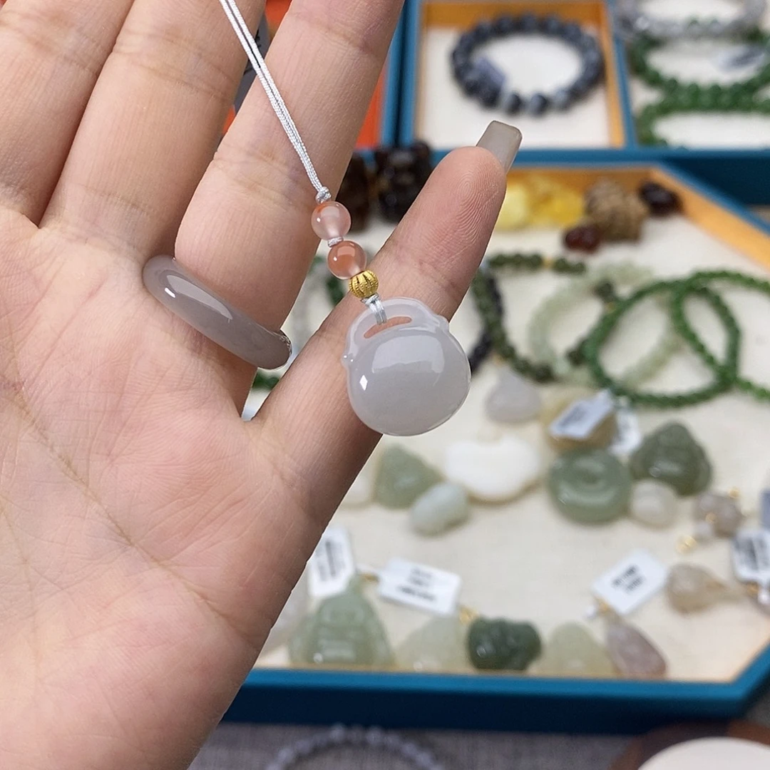 和田玉未镶嵌颈饰w39藕粉小钱袋