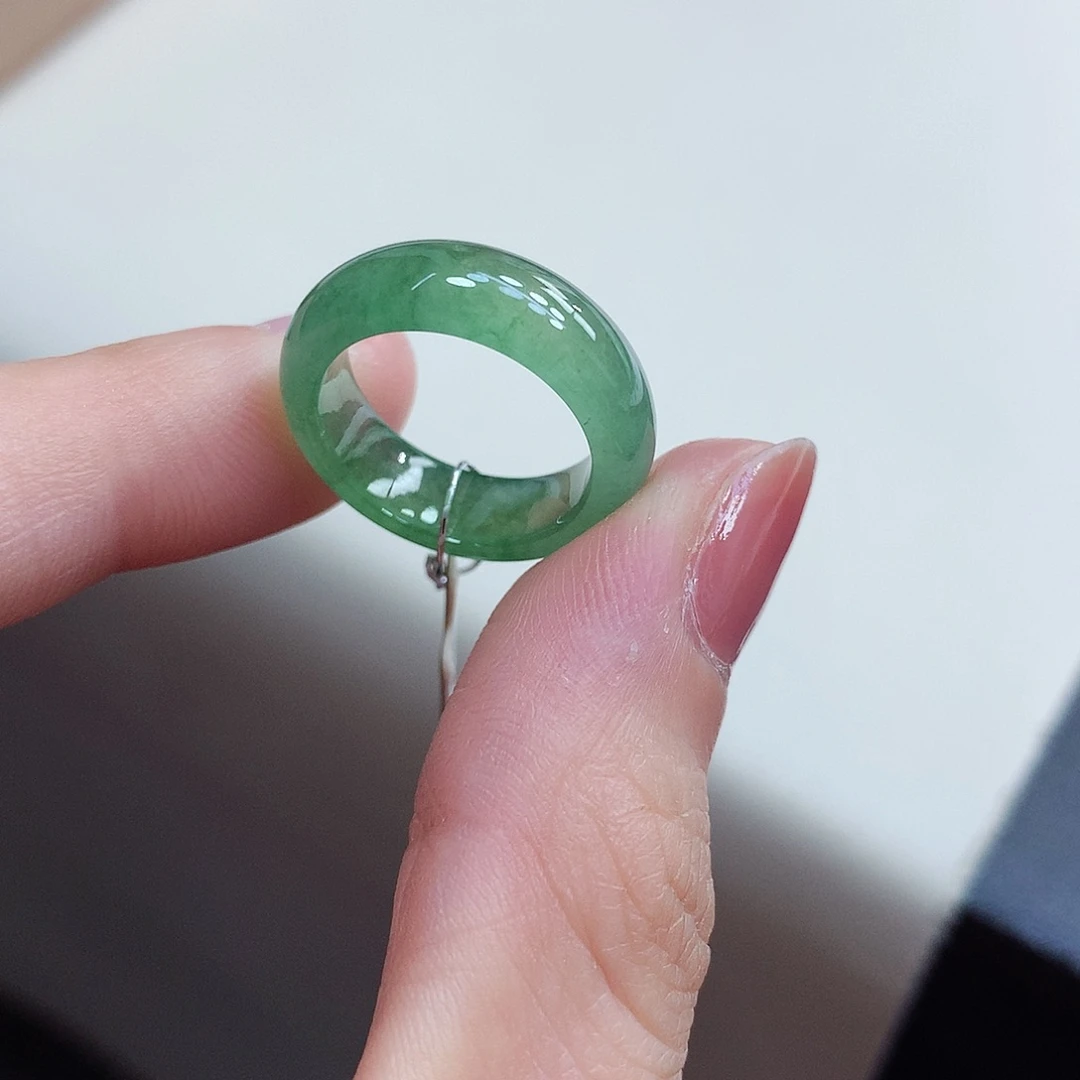 翡翠戒指未镶嵌9-10号