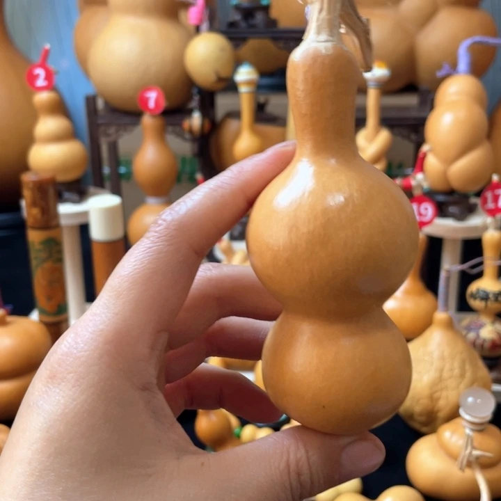 ****梦哈吉克鲁瓦诺纳利