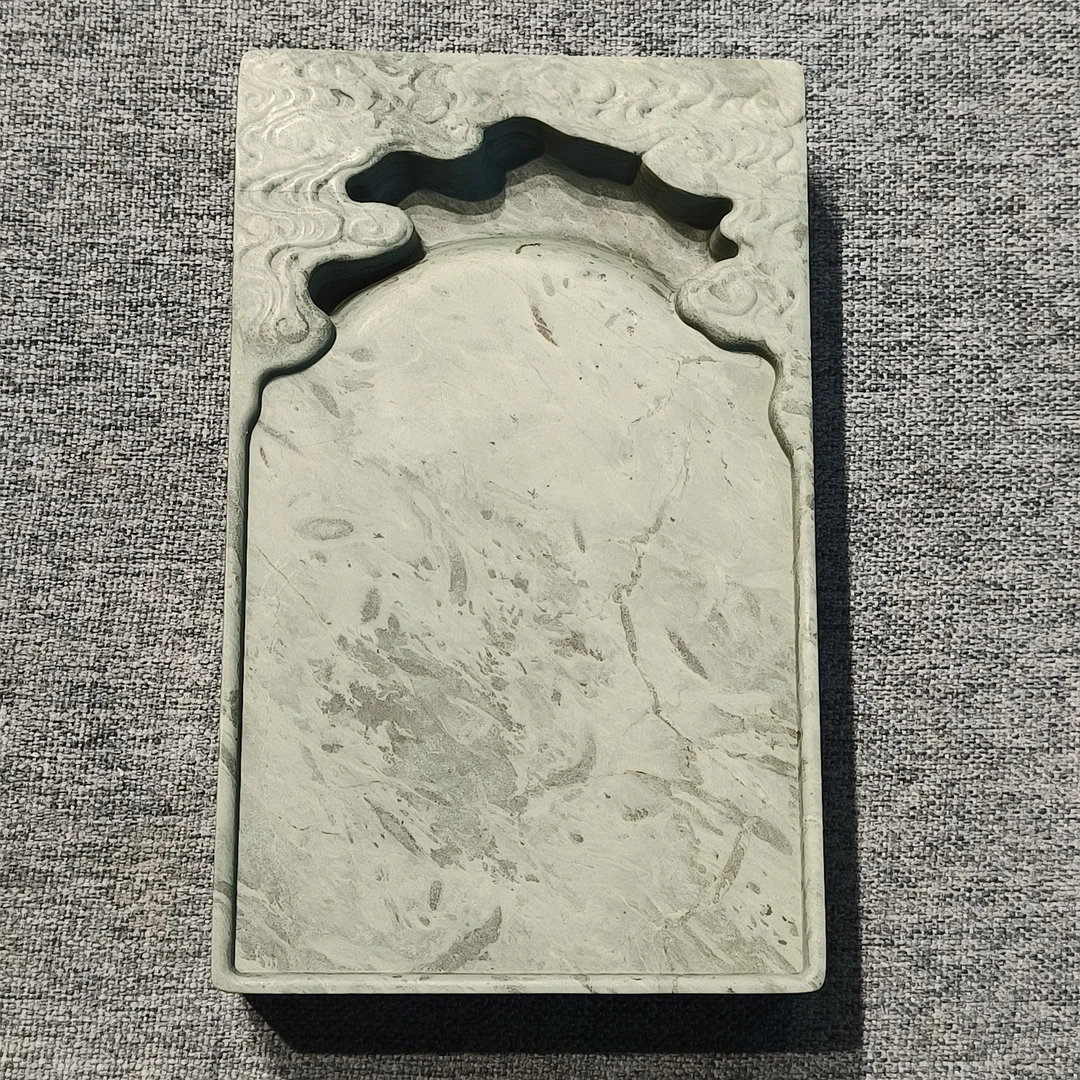 甘肃洮砚，水泉云纹门字砚，尺寸15*9.2*2.7厘米