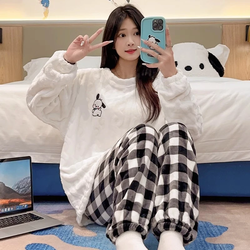 睡衣女款秋冬季加厚珊瑚绒2025年新款格子帕恰狗法兰绒家居服套装