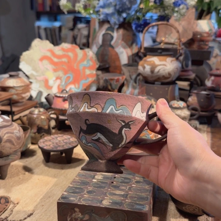 手工制作各种精美陶瓷