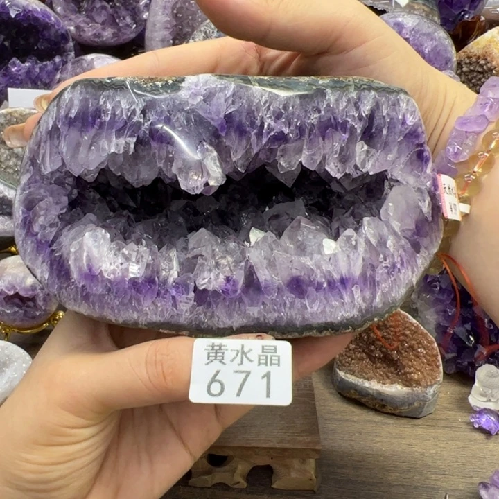 未镶嵌水晶大型摆件（非配饰）671